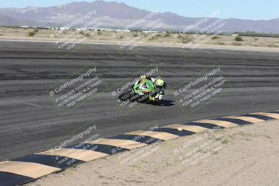 media/Jan-16-2026-CVMA Friday Practice (Fri) [[6f2bf47531]]/5-Racer 4-Trackday1/Session 2 (Bowl)/